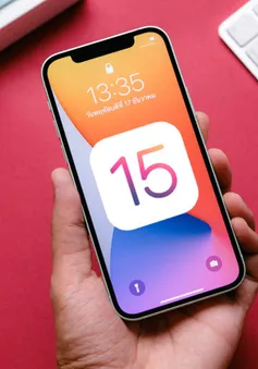 Người dùng iPhone có thể chọn cập nhật hệ điều hành mới hoặc chỉ cập nhật bảo mật từ iOS 15