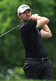 Patrick Cantlay giành ngôi đầu Memorial Tournament sau vòng 2