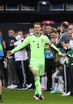 ĐT Đức giành thắng đậm ĐT Lavia trong ngày Manuel Neuer đi vào lịch sử