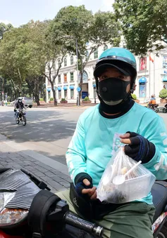 Shipper - nghề “hot” đối mặt với hiểm nguy, lọc lừa và khủng hoảng thừa