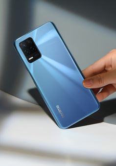 Realme 8 5G ra mắt