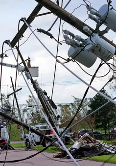 Bang Louisiana thiệt hại lớn về lưới điện do bão Ida, hơn 1 triệu khách hàng bị mất điện