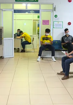Hà Nội: Quản lý, bảo vệ người thuộc nhóm nguy cơ cao mắc COVID-19