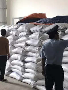 Phát hiện gần 30 tấn gạo nghi nhập lậu