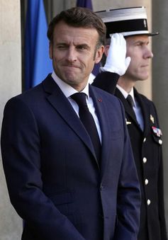 Tổng thống Pháp Macron tuyên bố sẽ nâng tuổi nghỉ hưu từ 62 lên 65 tuổi