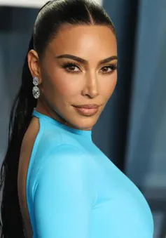 Kim Kardashian bị phạt hơn 1,3 triệu USD vì quảng cáo tiền số