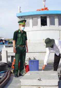 Bắt giữ tàu vận chuyển 18.000 lít dầu DO không rõ nguồn gốc