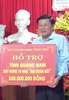 Phó Chủ tịch Quốc hội Nguyễn Đức Hải dự Ngày hội Đại đoàn kết toàn dân tộc tại thành phố Tam Kỳ