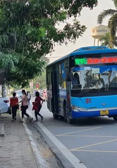 Vĩnh Phúc: Bị nợ lương 6 tháng, lái, phụ xe 6 tuyến bus lại nghỉ việc