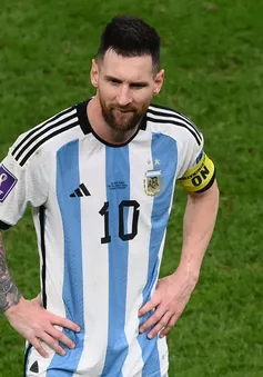 Hành động nhỏ của Messi khiến người hâm mộ Argentina "lo sốt vó"