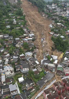 Mưa lớn gây lở đất ở Brazil: Số nạn nhân thiệt mạng tăng lên gần 100 người