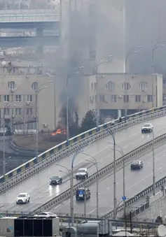 Nga mở nhiều đợt công kích vào các thành phố, tăng cường lực lượng đến thủ đô Ukraine