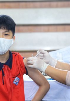 Đẩy nhanh tiêm vaccine phòng COVID-19 cho trẻ trước thềm năm học mới