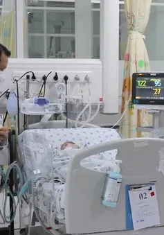 Bác sĩ tận tâm vì sức khỏe người bệnh
