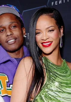 Rihanna và bạn trai lần đầu xuất hiện sau tin bị bắt giữ