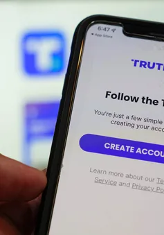 Lượt tải mạng xã hội Truth Social của ông Trump vượt TikTok và Twitter trên App Store