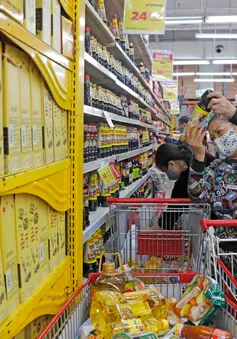 Siêu thị khuyến mãi giảm áp lực tăng giá