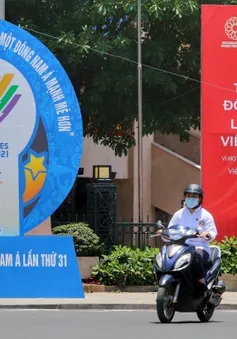 Hà Nội trang hoàng đường phố chào đón SEA Games 31