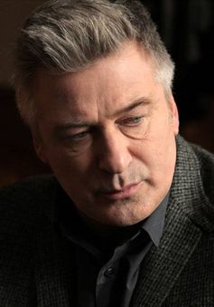 Vụ nổ súng trên phim trường gây chết người của Alec Baldwin: Đã hoàn thành báo cáo pháp y