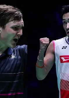 Axelsen và Momota khởi đầu thuận lợi tại giải cầu lông vô địch thế giới