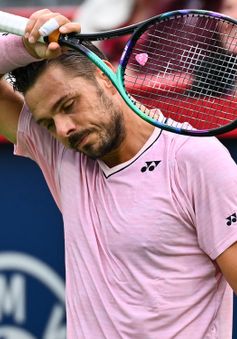 Stan Wawrinka dừng bước tại vòng 1 Canada mở rộng