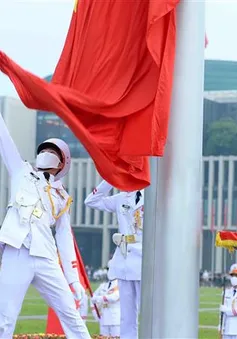 Lễ thượng cờ mừng Quốc khánh ở Lăng Chủ tịch Hồ Chí Minh