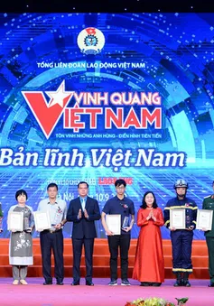 "Vinh quang Việt Nam 2022" vinh danh 13 tập thể, cá nhân tiêu biểu