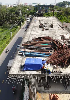 Những cây cầu "treo" ở TP Hồ Chí Minh chờ ngày nối nhịp