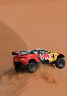 Sebastien Loeb có chiến thắng chặng thứ 5 liên tiếp tại Dakar Rally