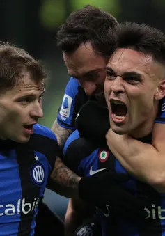 Lautaro Martinez tỏa sáng, Inter đánh bại AC Milan
