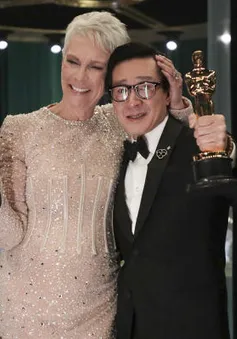 5 khoảnh khắc lịch sử tại lễ trao giải Oscar 2023