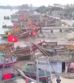 Ngư dân Nghệ An gặp khó vì luồng lạch bị bồi lắng
