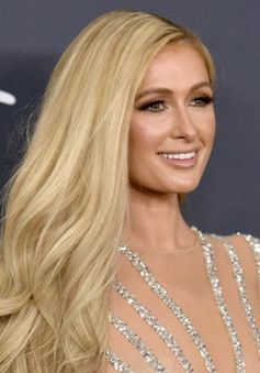 Paris Hilton vẫn gặp ác mộng do tuổi thơ "ám ảnh" tại trường nội trú