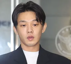 Yoo Ah In xin lỗi, cộng đồng mạng vẫn phẫn nộ