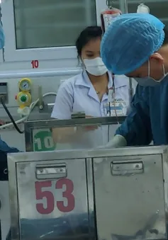 Thay máu cứu trẻ sơ sinh bị vàng da nặng