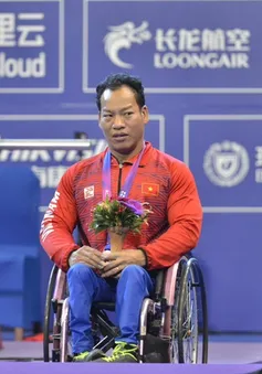 Dù chấn thương vai, Lê Văn Công vẫn giành HCĐ Asian Para Games 4