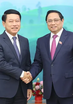 Việt Nam - Lào hỗ trợ nhau xây dựng nền kinh tế độc lập, tự chủ