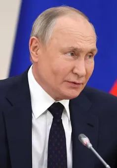 Đối thoại trực tiếp giữa Tổng thống Putin với người dân và truyền thông Nga