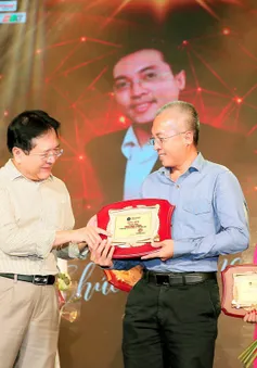 Chotayninh nhận giải thưởng cộng đồng