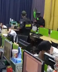 Khởi tố 54 người thuộc công ty đòi nợ kiểu "khủng bố"