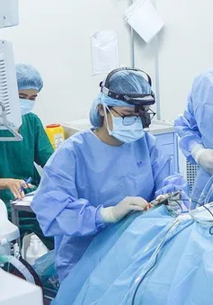 Trẻ 3 tuổi chậm nói, đi khám phát hiện tật dính thắng lưỡi