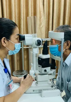 Mù mắt đột ngột vì tắc động mạch trung tâm võng mạc