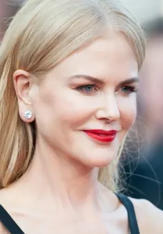 Viện Phim Mỹ tạm hoãn lễ vinh danh Nicole Kidman giữa cuộc đình công của các biên kịch Hollywood