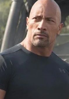 Dwayne Johnson trở lại với vai Luke Hobbs trong "Fast and Furious"