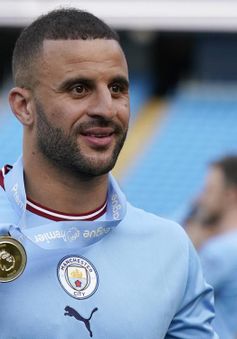 Kyle Walker bất ngờ đàm phán gia hạn hợp đồng với Man City