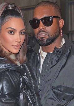 Kim Kardashian vẫn vương vấn Kanye West