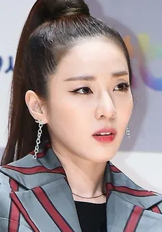 Sandara Park (2NE1) tiết lộ từng mắc chứng ám ảnh sợ xã hội hậu tan rã