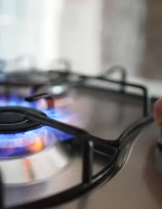 Các nước EU cắt giảm tiêu thụ gas