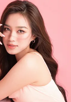 Nhan sắc tuổi 22 của Hoa hậu Đỗ Thị Hà