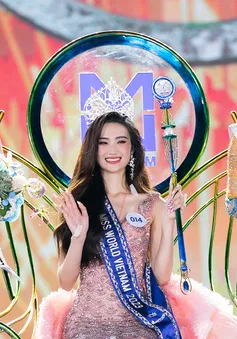 Huỳnh Trần Ý Nhi đăng quang Miss World Vietnam 2023